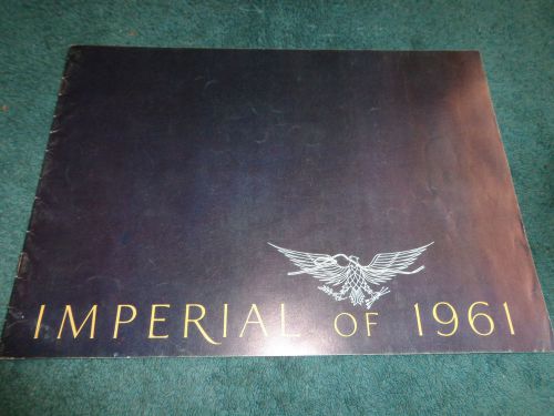 1961 chrysler imperial sales brochure / original 16 page dealership catalog