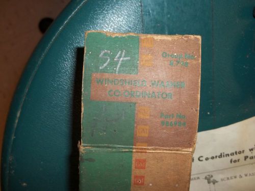 986984 nos gm 1954 chevrolet accessory windshield washer coordinator