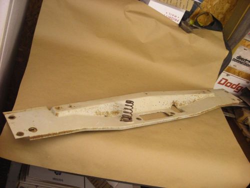 70 roadrunner gtx satellite belvedere hood grille latch tray