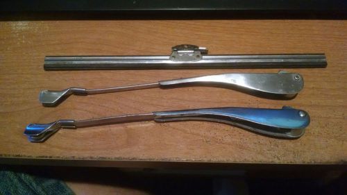 Vintage mystery  7 inch wiper arms (may be british)