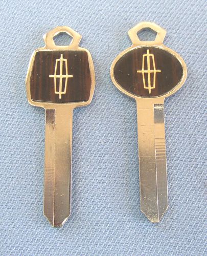 Rare original lincoln diamond jubilee 1978 edition wood grain factory nos keys
