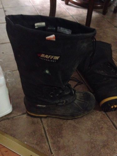 Worn one shift baffin steel toe insulated boots, men&#039;s size 11