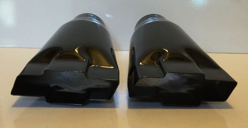 Gloss black over 304 stainless 2.5&#034; inlet chevy bowtie exhaust tips - pair