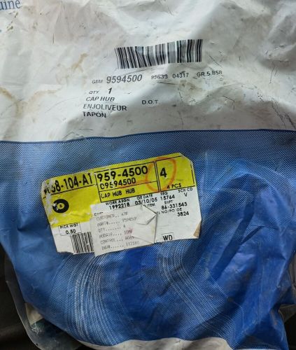 GM 9594500 Hub Cap with Bowtie Logo for 04-07 Silverado Sierra New Genuine NOS, US $54.95, image 2