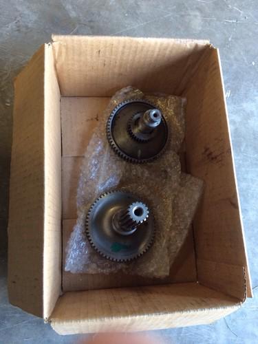 Set of gears for an f1000 arctic cat diamond drive 