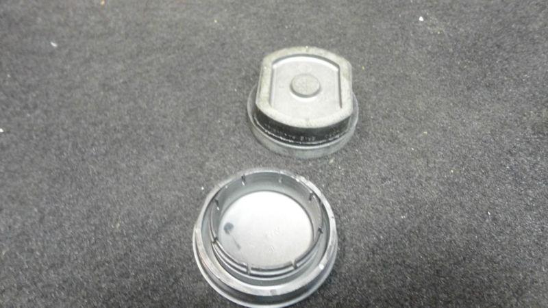 Upper rubber mount #79947a1 mercury 1978-1980 200hp outboard boat motor part #2