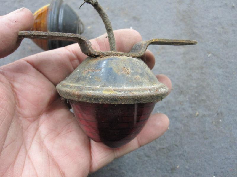 Pair of small glass lights, one red, one amber, SAE-T-RAY on the amber , antique, US $10.00, image 10
