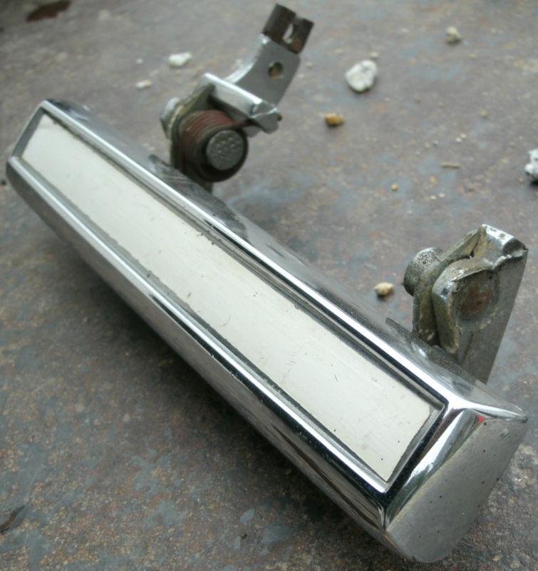 1970 70 71 72 73 74 75 76 77 78 80 81 Chevy Camaro Firebird Door Handle RH OEM, US $19.99, image 2