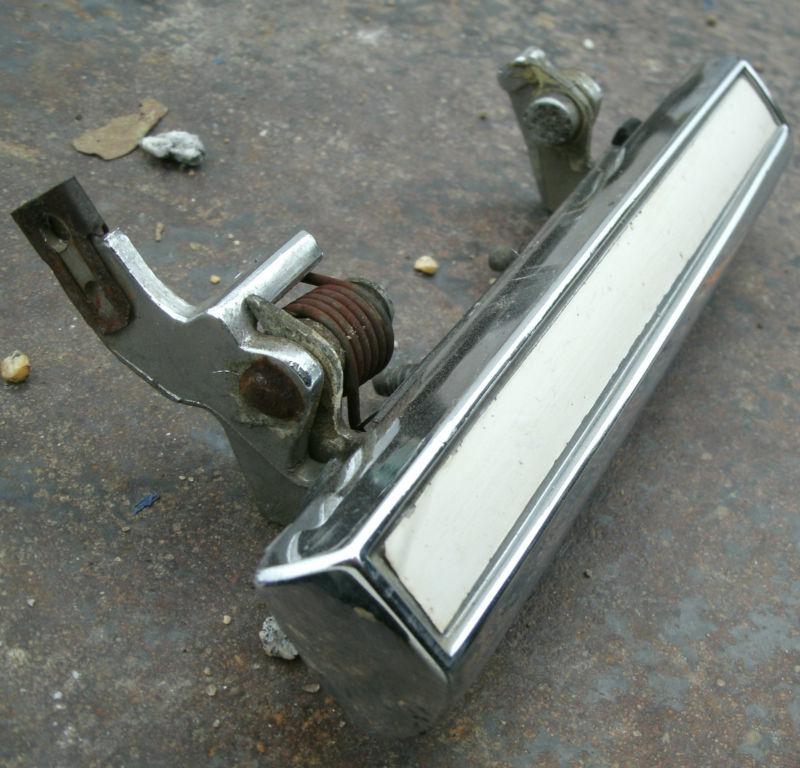 1970 70 71 72 73 74 75 76 77 78 80 81 Chevy Camaro Firebird Door Handle RH OEM, US $19.99, image 3