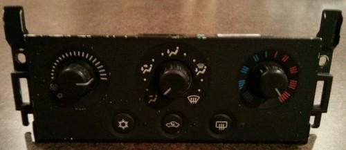 04 - 08 grand prix climate control unit