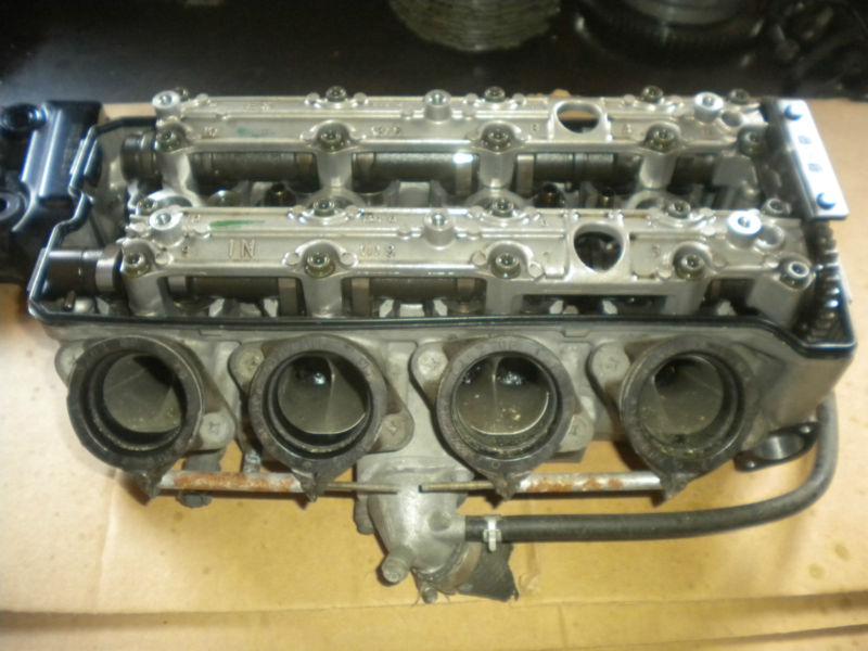 01 02 gsxr 1000 cylinder head assembly great condition complete