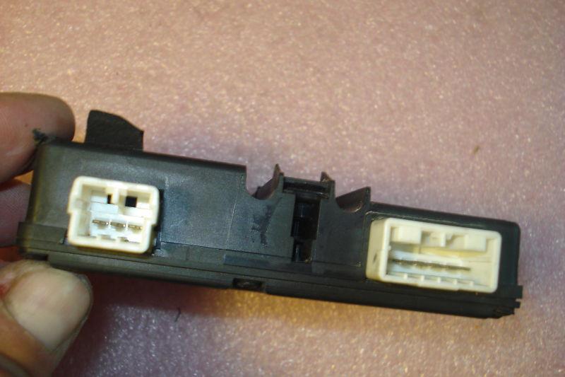 Sell OEM Jaguar XJ8 9803 Inalfa Sunroof Control Module LNA2140AA 441.49.333 in Richardson