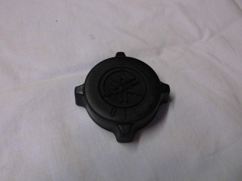 Yamaha 863-21771-00 oil cap