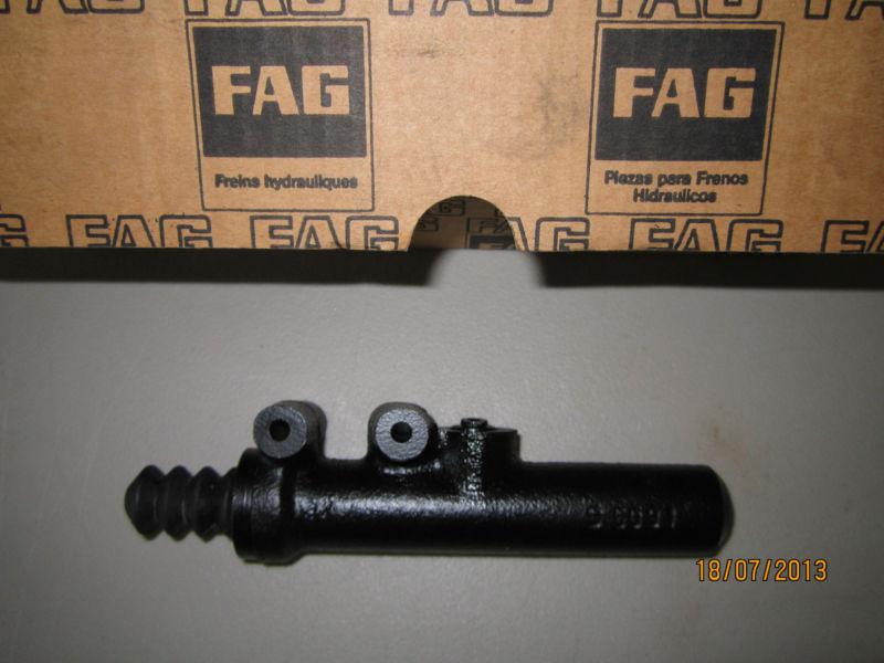 Mercedes benz vintage master cylinder