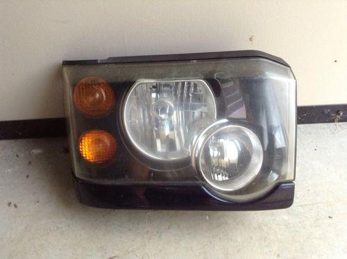  passenger side land rover discovery head light 