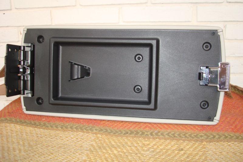 Sell 20092012 FORD FLEX CENTER CONSOLE ARMREST LID COVER ,LEATHER