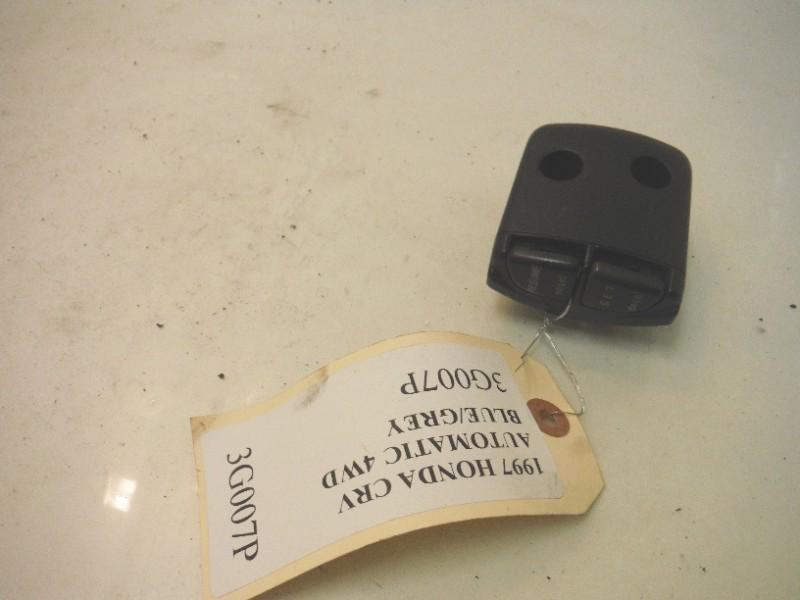 1997 honda crv 4wd cruise control switch wheel mount oem