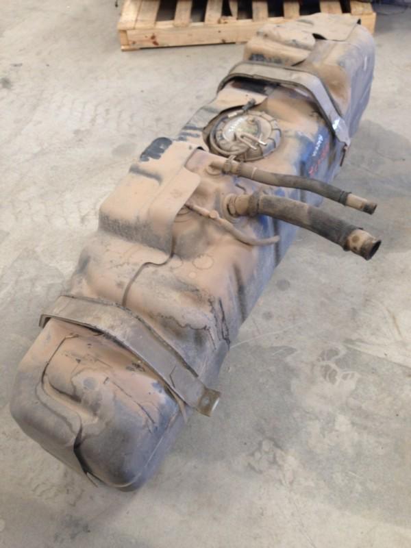 05 06 07 ford f250 super duty 6.0l 4x4 8' box 38 gallon diesel fuel tank 13684