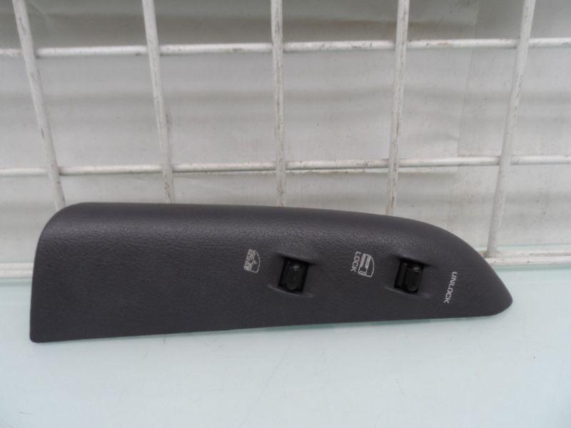 Right passenger window switch with bezel oem chrysler sebring 1996