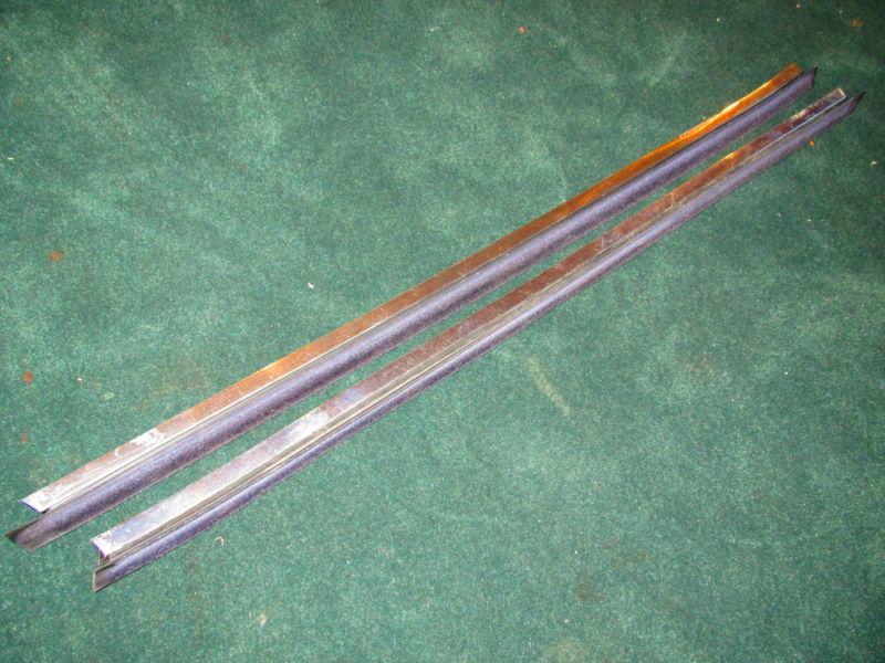 Sell BMW e38 OEM DOOR MOLDING TRIM WINDOW WEATHER STRIP SET CHROME LEFT