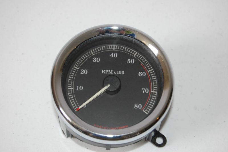 Harley davidson fl touring 2005 electra glide classic rpm gauge 67348-04a