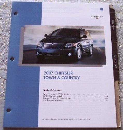 2007 chrysler town & country dealer only product knowledge literature brochure!