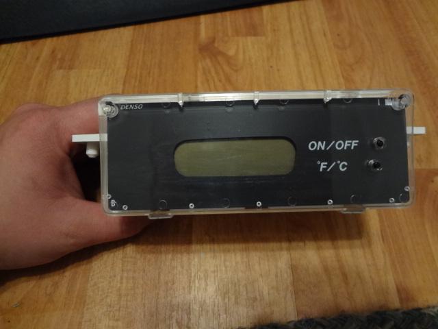 2001 dodge stratu r/t clock/temp gauge *center dash*