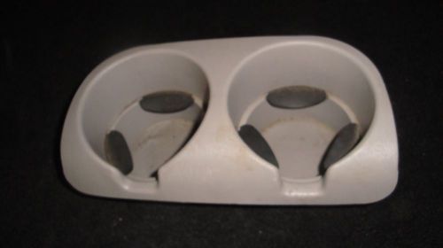 01 02 03 04 05 06 07 toyota sequoia right rh rear cup holder 67745-00010 gray