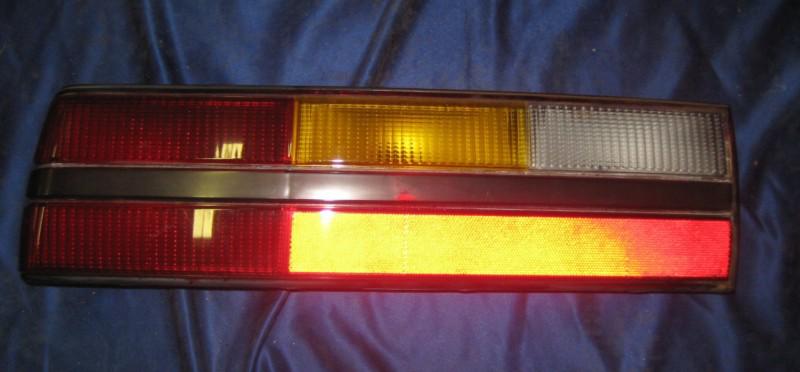 87-93 oem ford mustang gt tail light left driver side e3zb-13441-a svo cobra