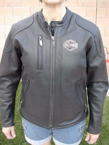Harley davidson leather jacket...women's size m