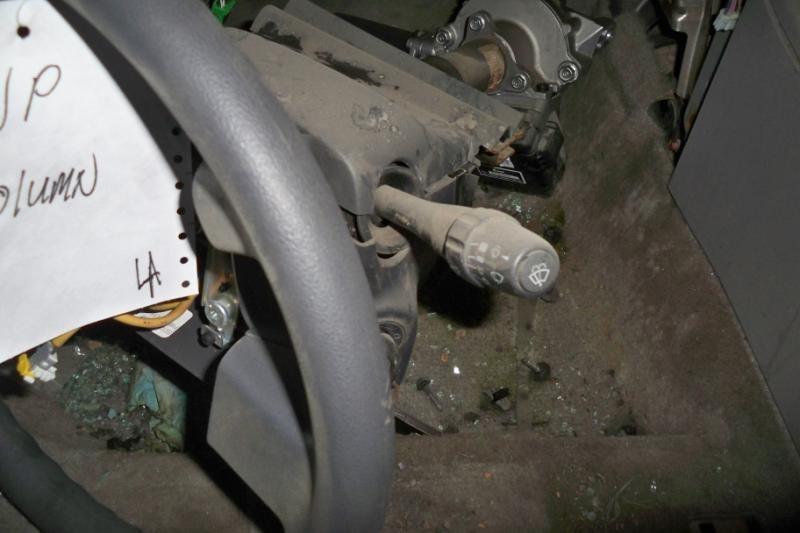 05 06 07 cobalt steering column floor shift at c005nb