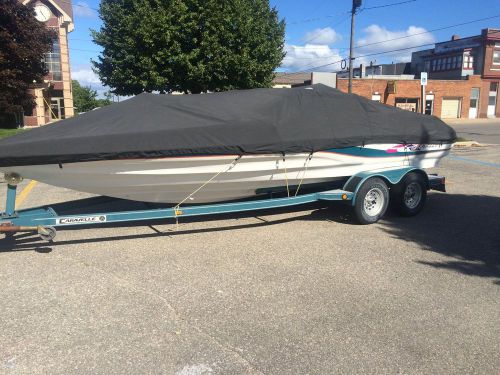 2000 232 caravelle inteceptor bow rider