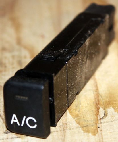 1997 hyundai excel x3 dash air con on / off button switch 61202 61128