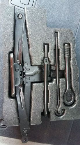 2007 2008 2009 hyundai santa fe veracruz spare tire jack w/ tools &amp; holder oem