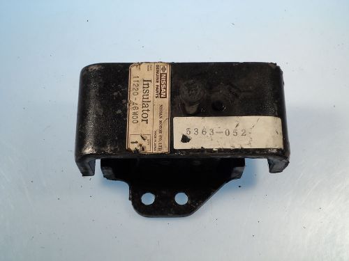 Right front engine mount fitting nissan 720 pickup z22s engine 1980-82 5363-052