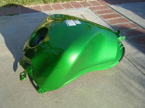 Kawasaki 2013 zr1000d z1000 fuel tank51086-5396-40r