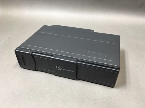 Mercedes w203 w220 w215 c230 s430 s500 cl500 cd changer unit 6 disc 2038703389