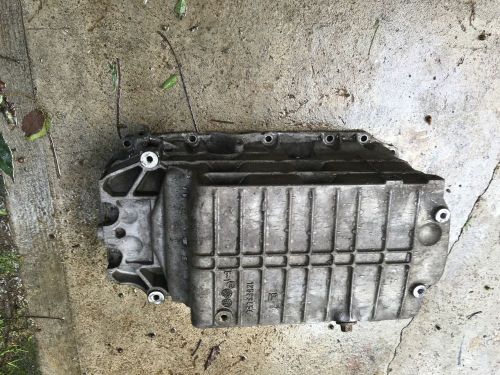 Oil pan