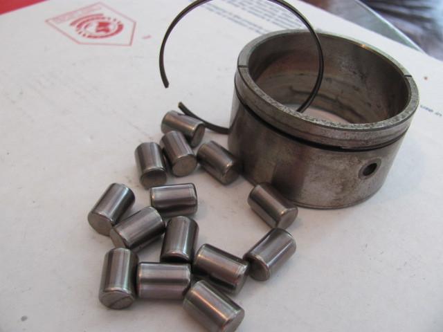 Force 40/50 hp. crankshaft main bearing 827995a1