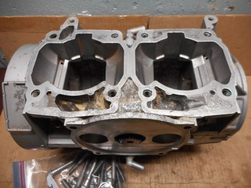 2000 seadoo gtx 800 rfi   engine cases with all bolts