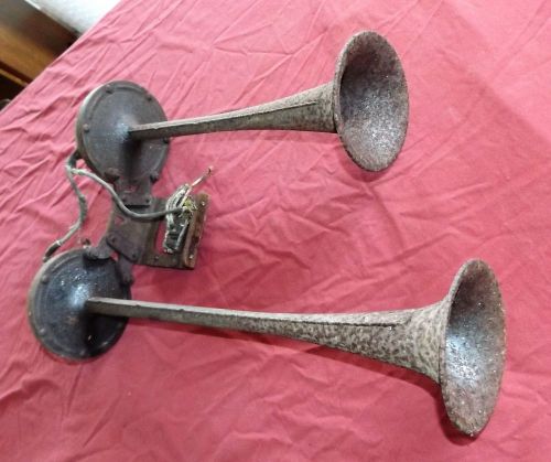 1949 1950 plymouth deluxe horn horns assembly complete pair for restore, mopar