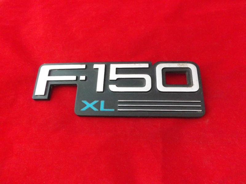 Ford f-150 xl chrome emblem badge 1992-1996 factory oem fender script f150 side
