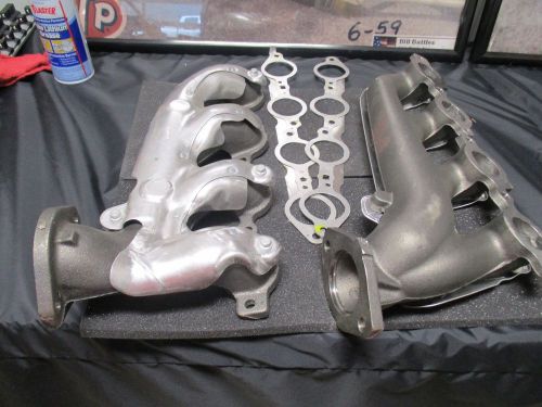 New factory manifolds from gm crate ls3 engine brand new all bolts gaskets