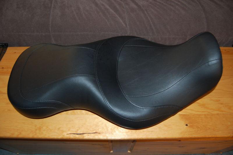 Harley-davidson dyna fld oem seat