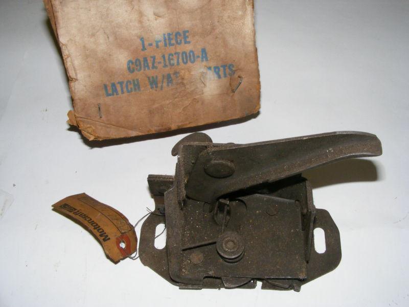 1969 FORD FULLSIZE HOOD LATCH