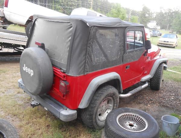 1998 JEEP SPORT WRECKED ON LEFT FRONT FENDER -- ENGINE RUNS PARTS JEEP, US $3,500.00, image 2