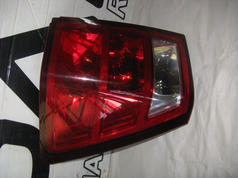 05 06 jeep grand cherokee l. left driver lh tail light lamp oem factory 19937