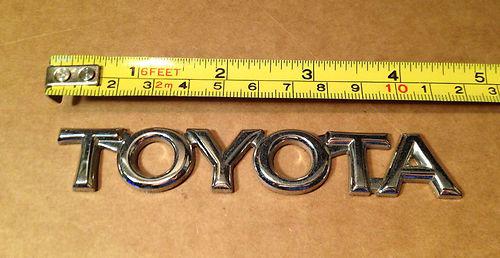 Used in great shape genuine oem "toyota" emblem