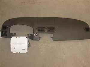 05-07 volvo v50 passenger dash airbag w/panel oem lkq