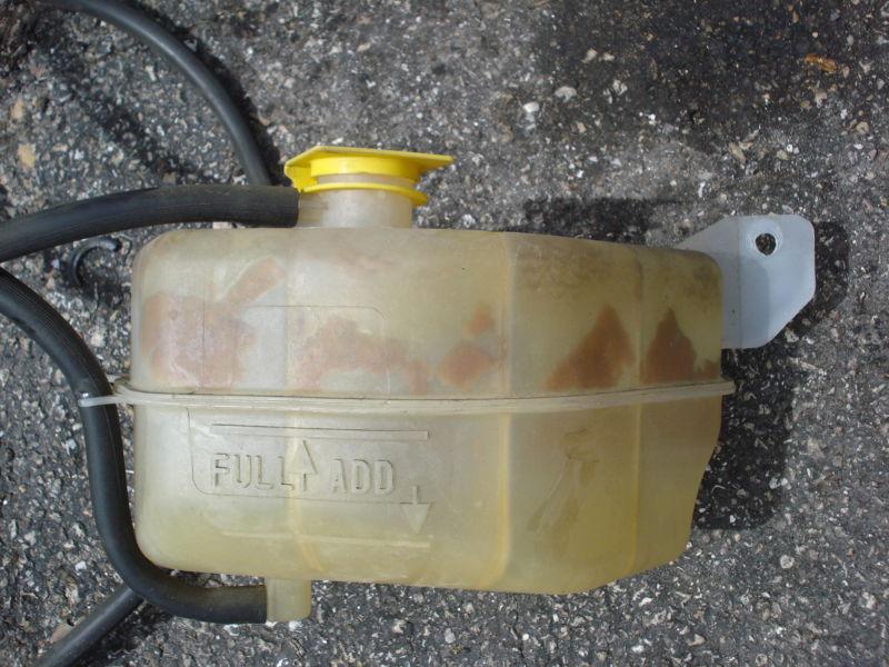 2007 radiator coolant over flow tank bottle v6 3.7 jeep liberty